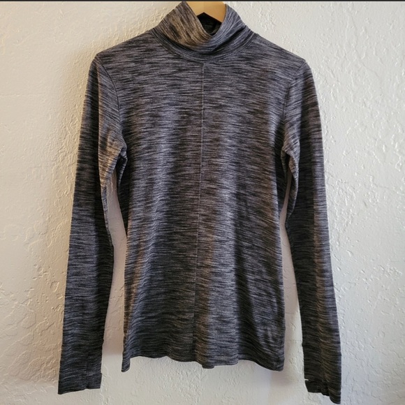 Lululemon & Go Take-Off Long Sleeve Size 6 - Picture 2 of 4